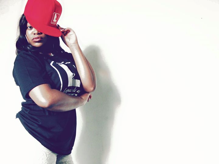Lepantsola_Org's tweet photo. It's #ChooseDay I choose Local Artist #Abiagold 🔥👌🏾💯
Local is Lekker 😋 
Street Wear...Street Culture 
Exclusive and Unique @agentsofchaosm https://t.co/w4JUc97s0X
