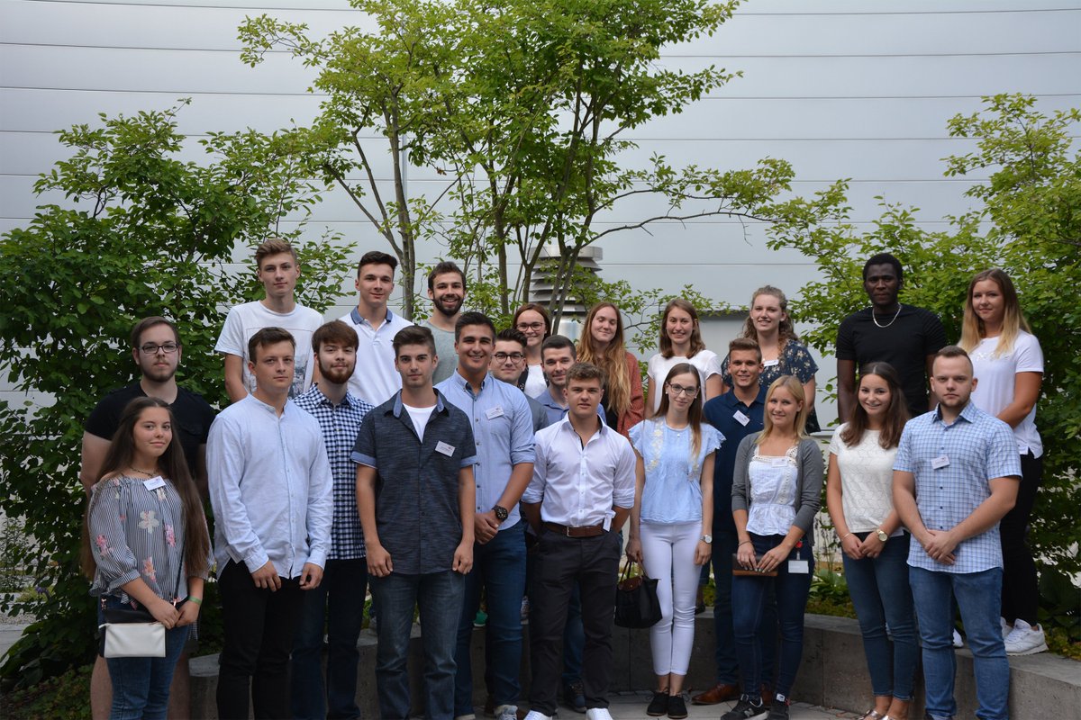 we_online's tweet photo. #WE_eiSos hat 28 neue #Auszubildende und #Studenten zu einem #Informationsabend ins Stammhaus nach Waldenburg eingeladen. Weitere Infos: https://t.co/fX2JCrBSCm #PR https://t.co/mDy0I2DQDk