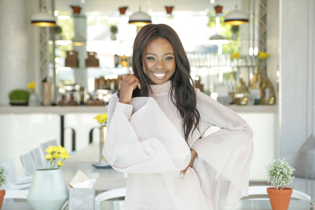 ThreadedXchange's tweet photo. To wrap up our #WomansMonth series we have two amazing guests for today's show. Founder and CEO of Unorthodox PR and Media Group, Sibabalwe Sesmani and multi- talented actress and media personality Nambitha Ben-Mazwi. Tune in at 2pm @CliffCentralCom #ThreadedXchange https://t.co/EAGZmjNPAV
