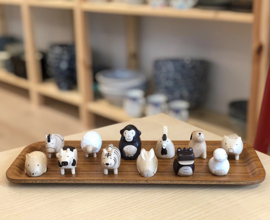 PalmerSquare's tweet image. Need a new desk mate?   @miya_tableandhome
palmersquare.com/directory/miya…
#zodiacanimals #figurines #workspacedecor #fun #cutegifts #palmersquare