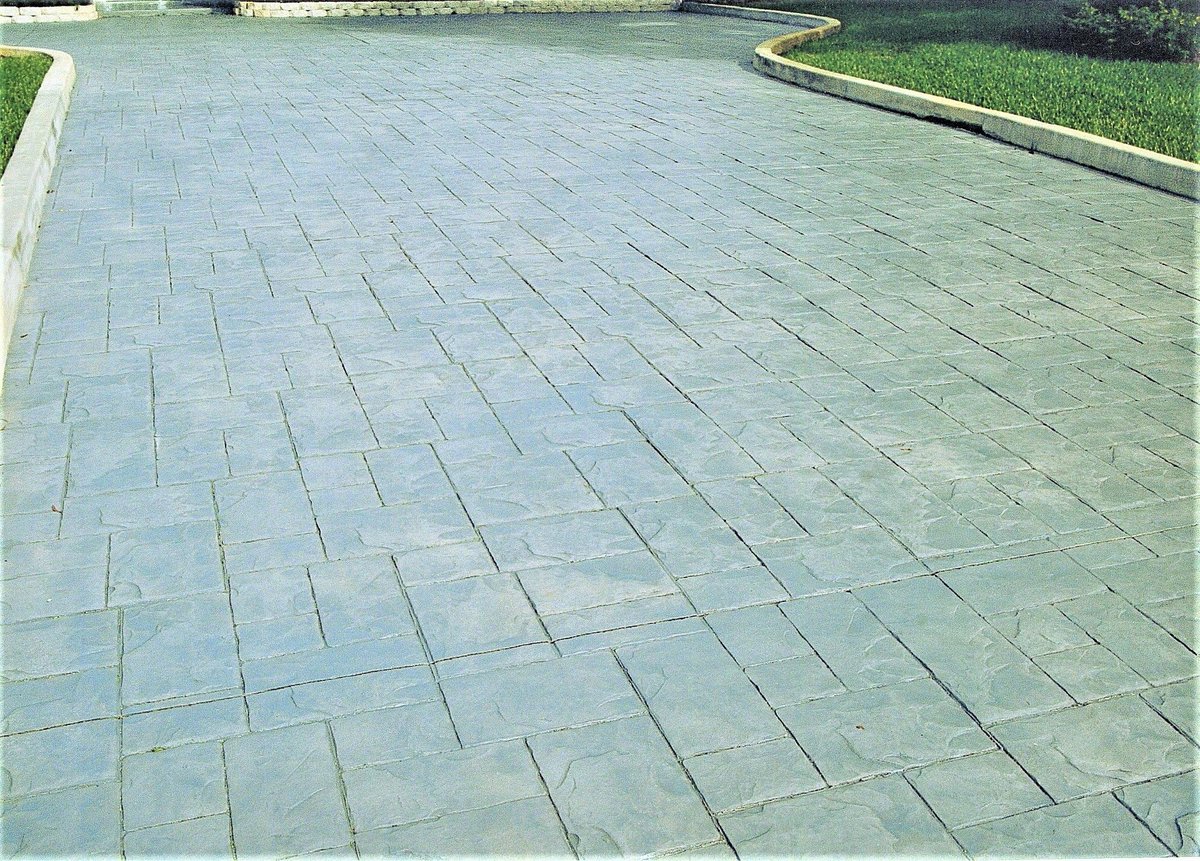 Transform old and unpleasant driveways into something breathtaking with decorative concrete coatings. It's definitely affordable, durable, and aesthetically pleasing. Interested? Call (636) 256-6733 now! We give a FREE Estimate!