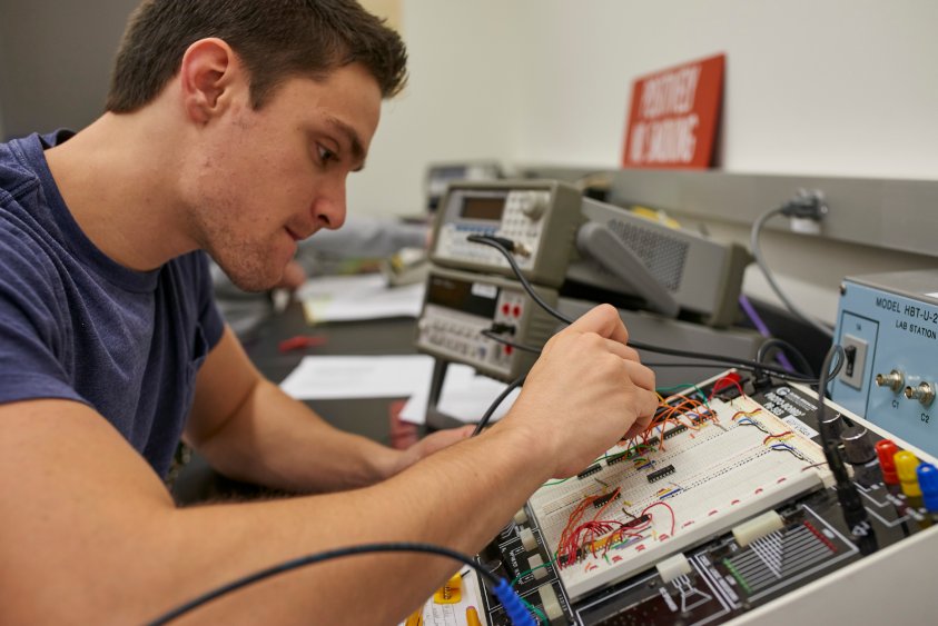 steppa_cyber's tweet photo. Innovate through our cyber security R&amp;D (Research and Development) program. Create solutions to your problem based on scientific research and mathematical models. Talk to a security expert now.
Learn more:
https://t.co/1uJwFGtRUY
https://t.co/H2hEruhPRO
#CyberSecurity #cyber https://t.co/TjWPOAJcFF