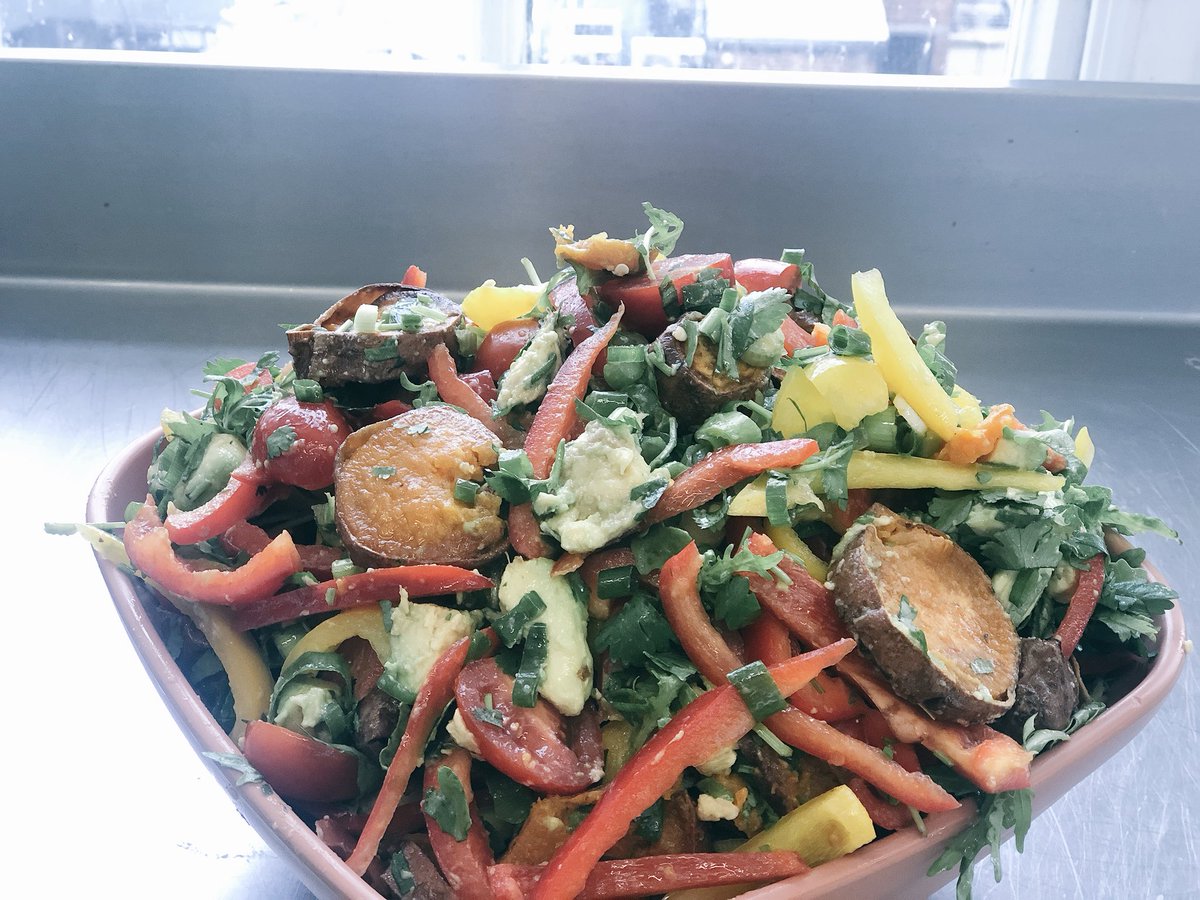 FoniasStylianos's tweet photo. Healthy and fresh salads at RC05 Manchester #Hacienda #sunlighthouse @mark66h @ItswhatwedoWELL It’s what we do https://t.co/l34iTWoDGn