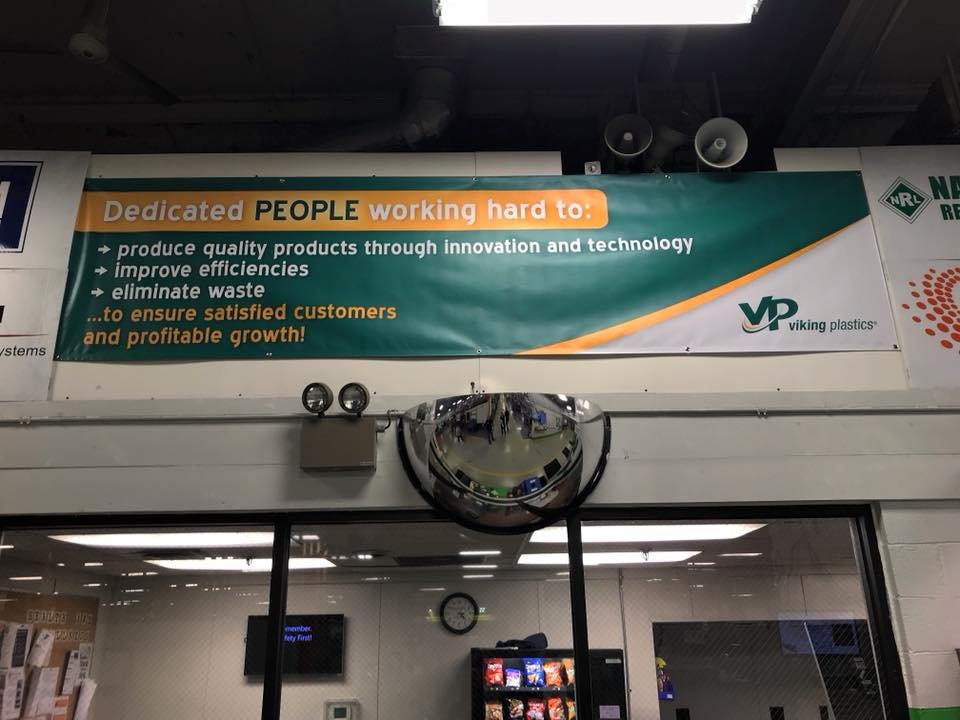 VikingPlastics's tweet photo. All our locations will be receiving one of these banners, as a daily reminder that we have a fantastic, hard-working team at Viking Plastics!
This was taken at our headquarters in Corry, PA!
#Plastics #Efficiency #Culture #2sLean #Manufacturing #InjectionMolding #Molding https://t.co/WmPL5qtgrD