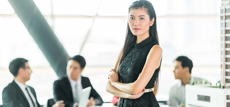 TeamCoachingInt's tweet image. 3 Unique Challenges Women CEOs Face Today bit.ly/2MQbQgN #WomenCEO #WorkChallenges #FemaleLeadersship