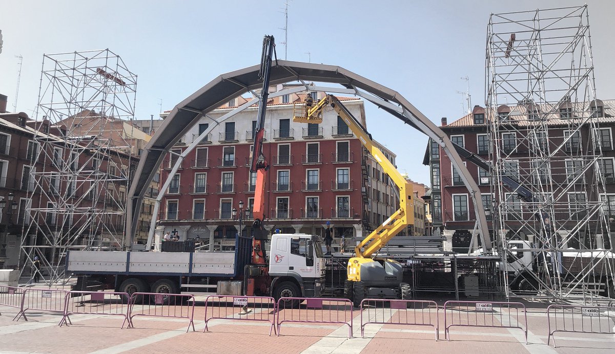 xtranasproducciones (@xtranas) on Twitter photo Avanzando en el montaje del Escenario Plaza Mayor #FiestasVLL2018 Ya huele a fiestas...comienza la cuenta atrás, seguimos!! <a href="/AyuntamientoVLL/">Ayto. de Valladolid</a> <a href="/fiestasVLL/">Fiestas Valladolid</a> Avanzando en el montaje del Escenario Plaza Mayor #FiestasVLL2018 Ya huele a fiestas...comienza la cuenta atrás, seguimos!! <a href="/AyuntamientoVLL/">Ayto. de Valladolid</a> <a href="/fiestasVLL/">Fiestas Valladolid</a>