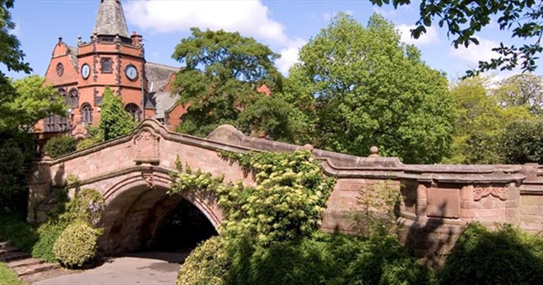 We're so proud to live in a region so full of history; did you know that historians have classified the Wirral Peninsula as the birthplace of England? bit.ly/2LMVaGx