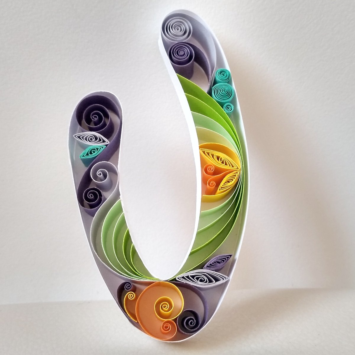 kunfetibcn's tweet photo. New project ♥️ V
#picoftheday #art #photooftheday #design
#kunfetibcn #quilling #quillingart #quillingartist #quillingpaper #quilledpaperart #quillingpaperart #art_we_inspire #paperdecoration #paperartist #paperart #papercraft #paperlovers #paperartistcollective #bcndesign https://t.co/I0zZeqwU4j