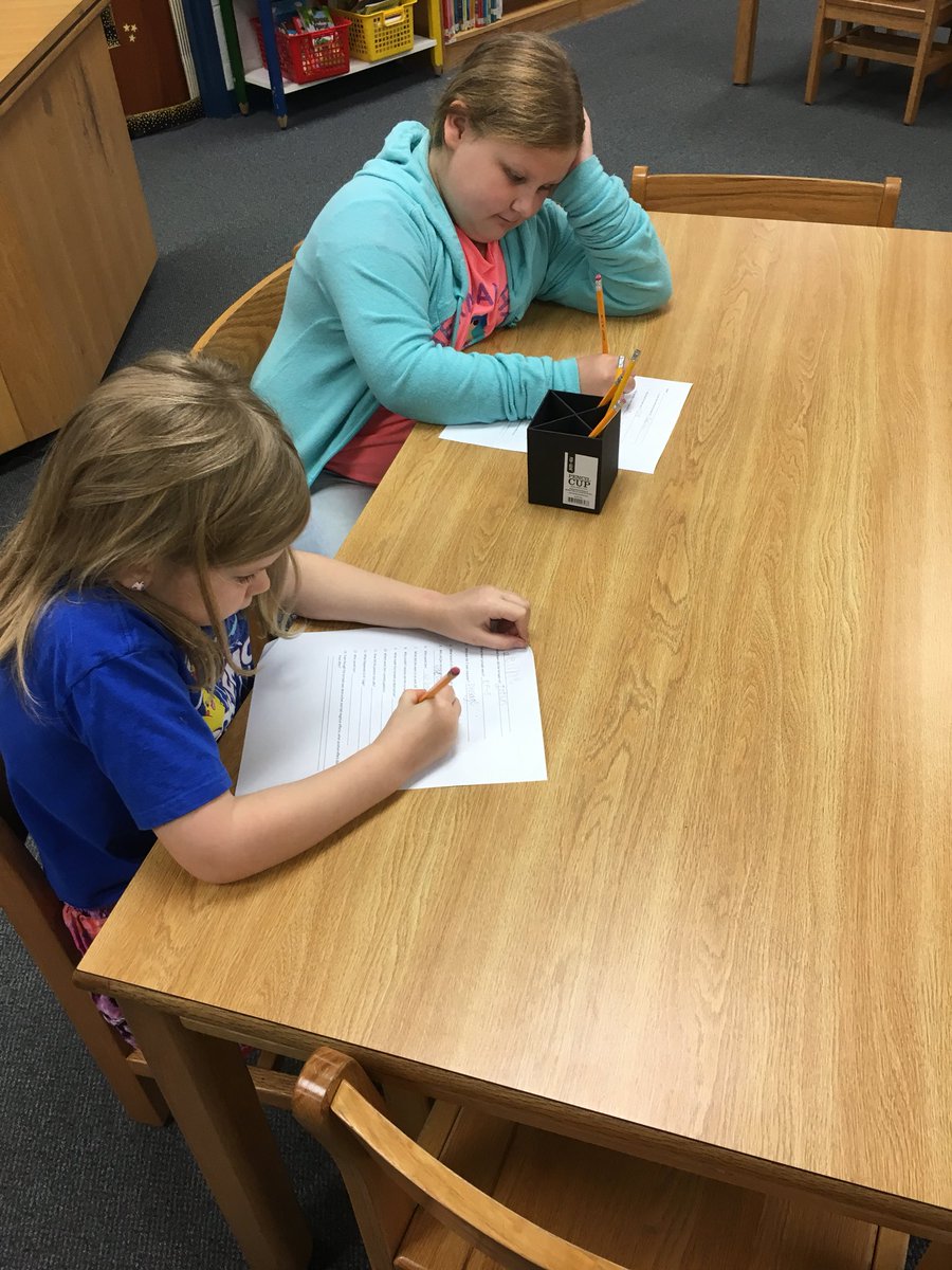 FESpanthers's tweet photo. 3rd grade book club with Mrs.A has survived reading about the Joplin Tornado. #fesfierce #fiercereaders https://t.co/mdBpMPyh2U