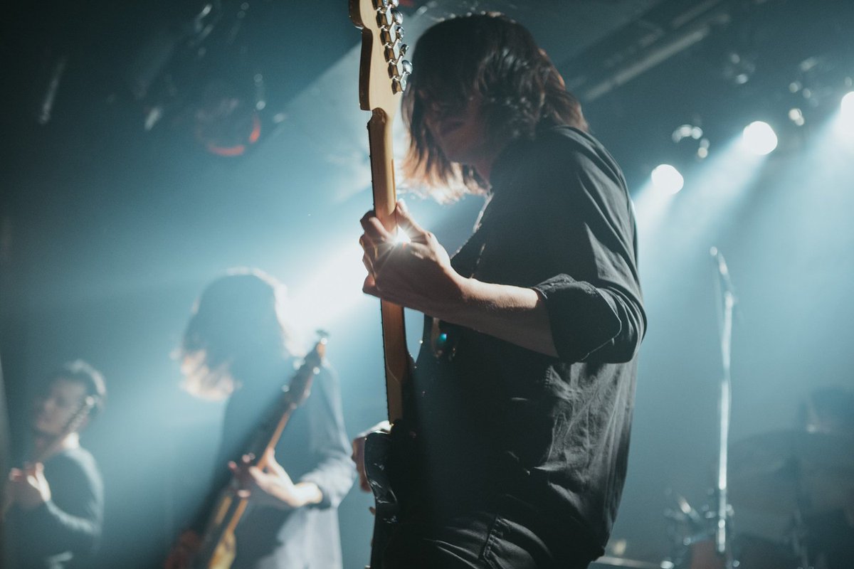TokyoJupiter_KM's tweet photo. TJxLA FEST DAY1に出演するOVUMは昨年12月以来となる国内でのライブ。Rosettaとのジャパンツアーから始まり、アルバム発表～今日に至るまでの一連の活動の締め括りとなる一日。長い旅路の末に彼らが辿り着いたインストロックの極地を堪能するべし。 https://t.co/i7wRQQsCyB https://t.co/eFVrbNywXK