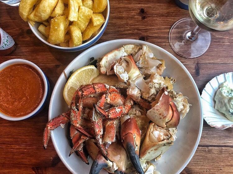 No bank holiday blues here, we’ve got grilled sardines, marinated anchovies, whole Newlyn Market John Dory, Weymouth Bay crab and lots more in the bath today...🐟