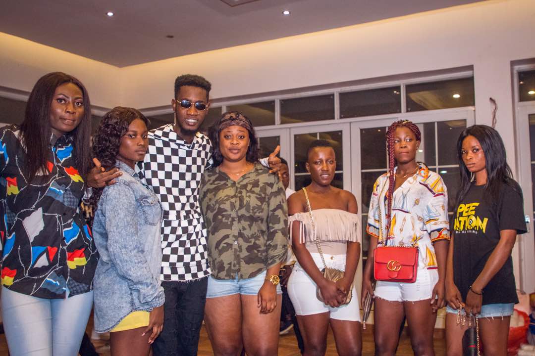 UShattas's tweet photo. 💥Pee Divas Show Up To Support Our Youth President #Ypee Baakop3💥Bless Up Queens🙏#PeeNation #BITD #Kumasi Hene #Mode3 S3 Moano🔥🔥🚀🚀 https://t.co/JRVFg1DqJq