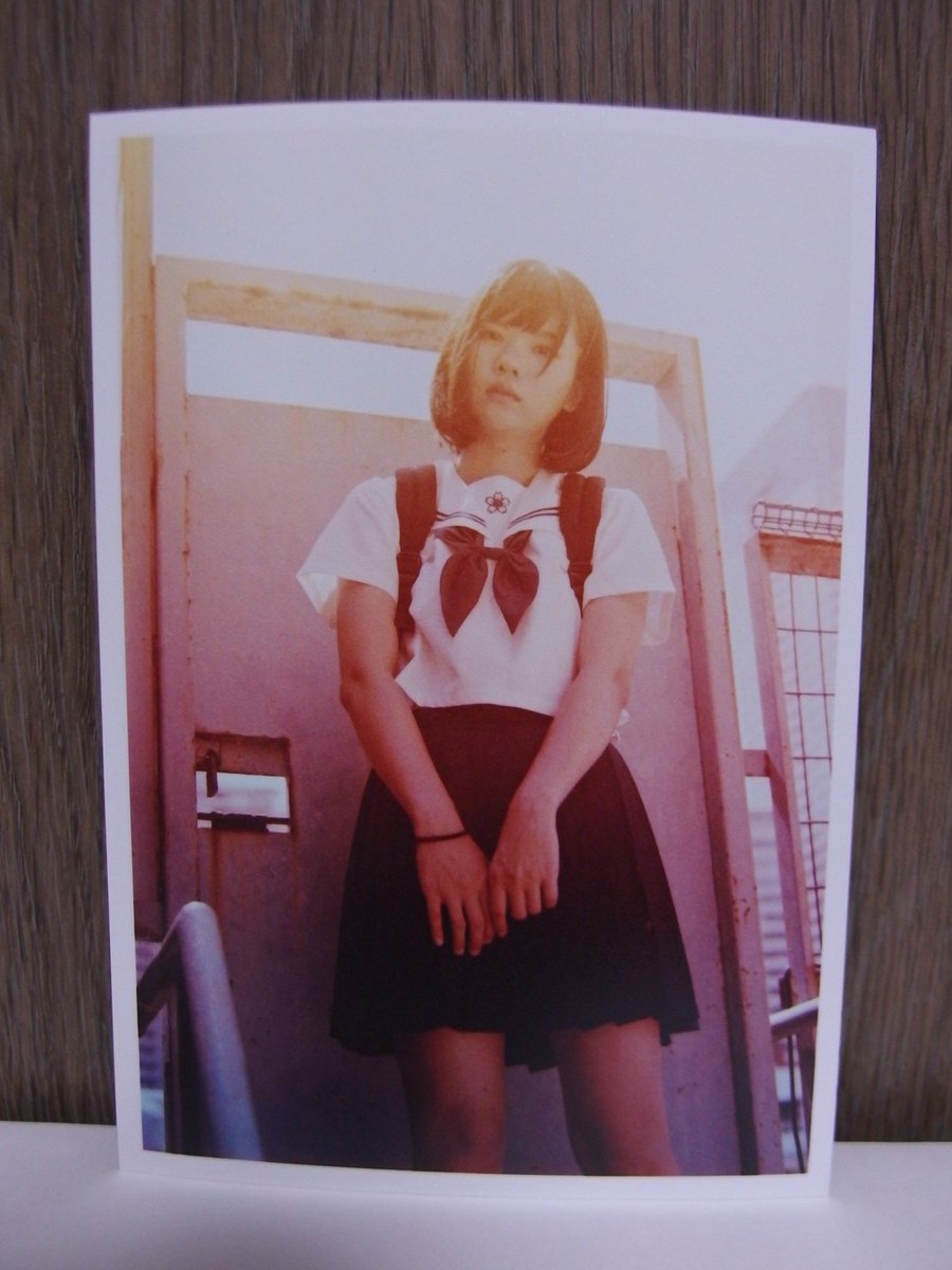 99Sugicchi's tweet photo. あんずさん(@a_n_z_neru )のプリント仕上がって来ました!
カメラ FUJI GL690
フィルム Iomo SLIDE/X-PRO 200(クロスプロセス現像)
1枚目は逆光写真
#あんず
#arch撮影会
#FUJI
#GL690
#lomo
#クロスプロセス現像
#中判写真
#ファインダー越し私の世界
#ポートレート https://t.co/uR2xp03dgR