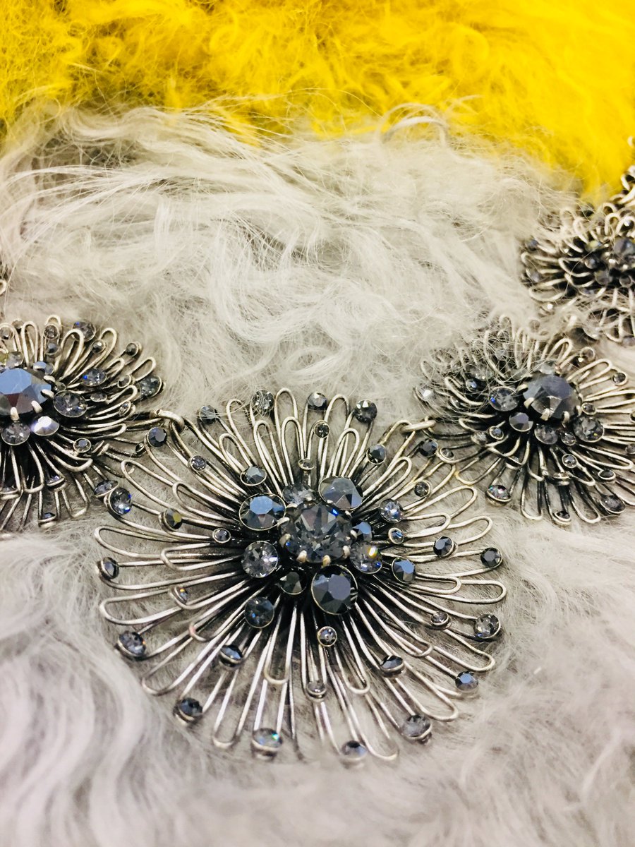 KonplottUk's tweet photo. Just one lovely example of new stock in now @KonplottUk 
Distal is just stunning!!    💛💛💛💛💛
#beoneofthefirst
#jewelrytogetyounoticed
#bedifferent

All jewelry designed by our fabulous 
Miranda Konstantinidou. 😍 https://t.co/O9IOvxALJ7