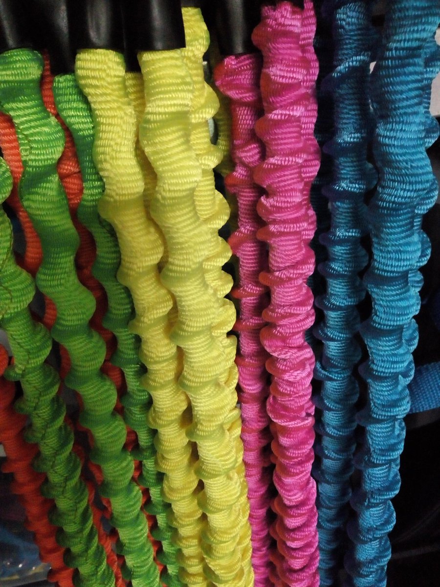 HeidiRoelofs's tweet photo. Nieuwe stellingkasten in het magazijn, dus eindelijk weer ruimte.
Gelijk het aantal kleuren uitgebreid 🙈. #canicrosslijnen #bikelijnen #runwithpride https://t.co/HPhaaocT6H