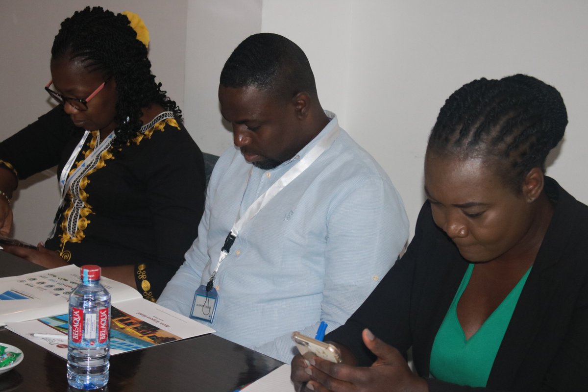 TheAfricanPA's tweet photo. Day 2 of the CPEA Ghana 2018 started at 8.30am.
The Personal Assistants are doing some short assignment before starting off the class.
#CPEAGhana2018
#AfricanPA https://t.co/uIAD3js8Zq