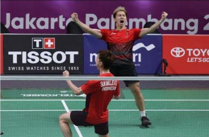 Dye_94's tweet photo. Akhirnya Medali EMAS nya diwakili #kevinmarcus PERAK nya #FajRi 
Tidak masalah karena keduanya untuk INDONESIA 👍♥
SERU SEKALI 👏👏
EMAS ke 24 untuk INDONESIA 

#AsianGames2018
#indonesiajuara
#IndonesiaBangga 
#IndonesiaBisa 
#TimIndonesia 
#EnergyOfAsia https://t.co/pTeBmLy46P