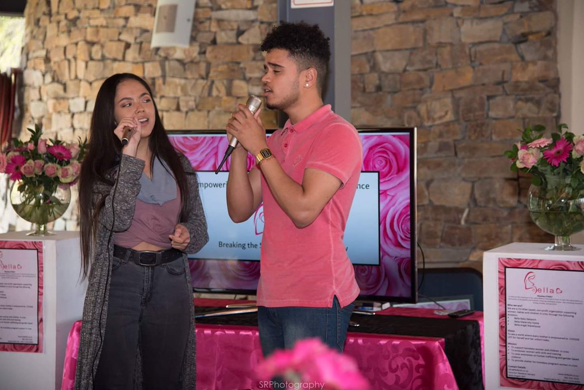 Our amazing #performer #Singing at the Bella #WomensMonth function #TuesdayMotivation #recordingstudio @Iman_Holmes and @Lala_Yashil