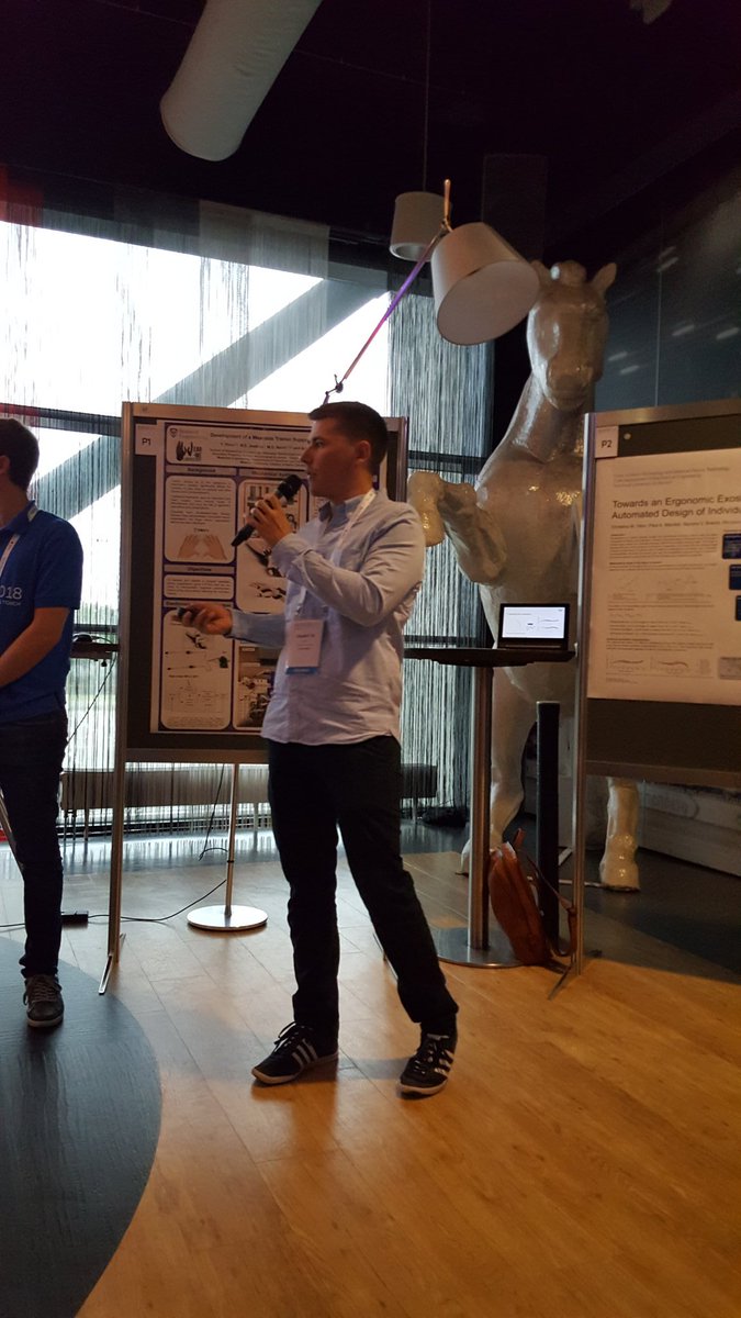 delbot1234's tweet photo. @daniel_fng great pitch! #BioRob2018 poster session @EDINrobotics https://t.co/xwfa8QgOSC