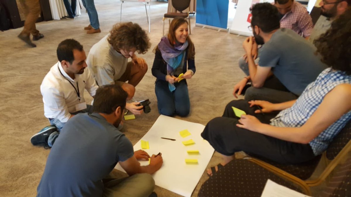 AflatounMENA's tweet photo. Participants have more tasks to do! TeachingPractices..Brainstorming.. LessonPlans #AflatounTraining2018 #AflatounMENA @Rami_Allaw @habitatdernegi @Aflatoun @GlobalSteps1 https://t.co/h9X62nKVz0