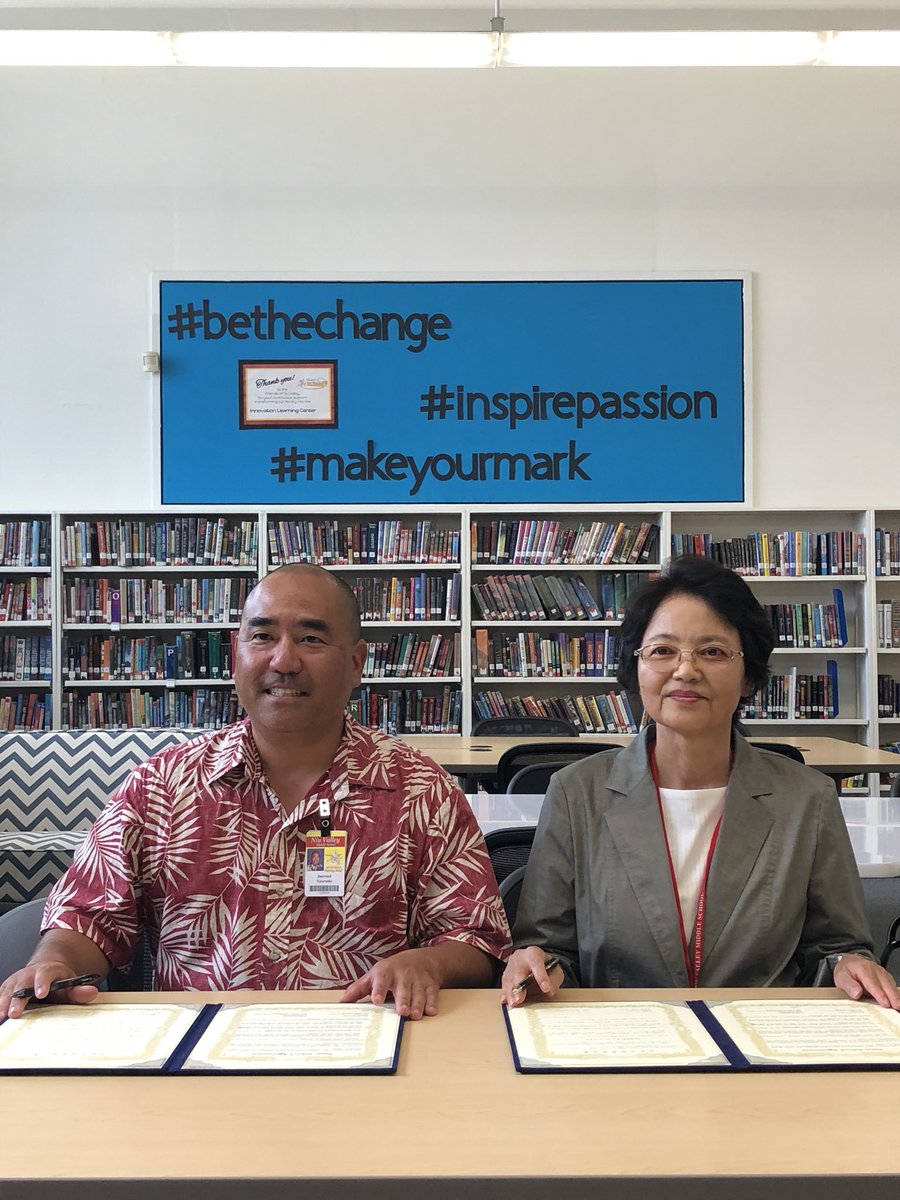 DerrickTsuruda's tweet photo. A great day of cultural exchange was shared w/ our Sister-School from Sera Town, Japan. From playing the ukulele to folding origami, a good time by all. The visit was commemorated by renewing the exchange agreement. @NVMSLancers #globalvillage #buildingrelationships #bethechange https://t.co/lE9xQAF1fE