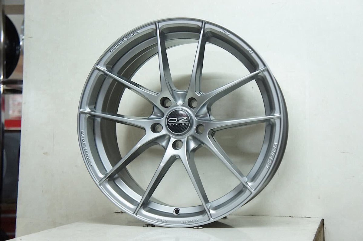 18" oz racing leggera hlt u/ mercedes a,b,c,cla,slk class, vw golf gti,tsi,polo, scirocco, audi a4,a3,a6, mini f56, serena,biante,innova,dll
