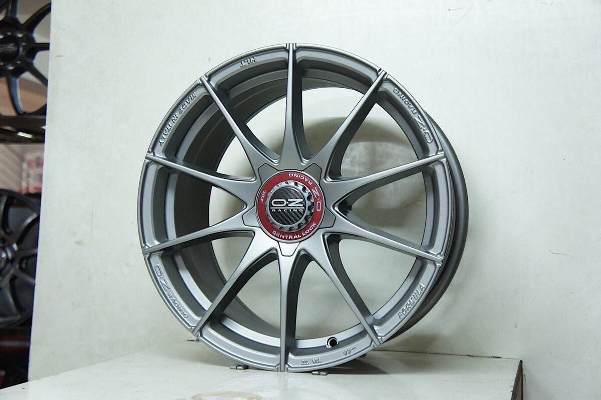 17" oz racing formula hlt u/ innova,alphard,vellfire,esquire,cx5,cx7,serena,odyssey,camry,vw golf tsi, gti, audi a3, a4, audi tt, mercedes a,b,c,cla, slk class, dll