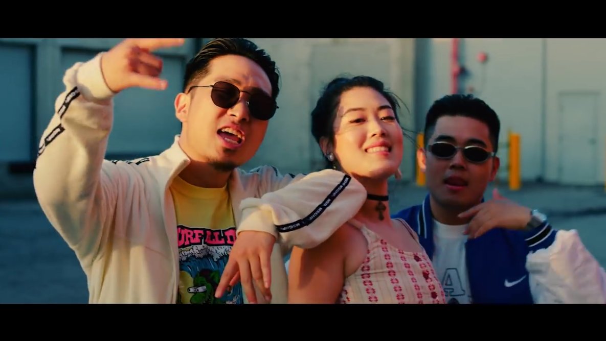 AOMGTH's tweet photo. [MV] Sugar (Puff Daehee Mix) - Ugly Duck, Chloe DeVita

FULL https://t.co/hQ1a6R0V85

#AOMG #UglyDuck #어글리덕 https://t.co/kDeGPctGOj