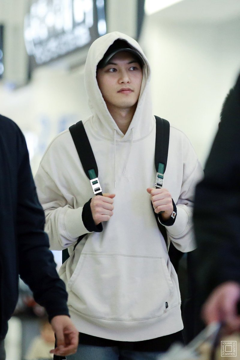 오늘의 그리움~

#이종현
#LeeJongHyun

<a href="/cnbluegt/">이종현</a>