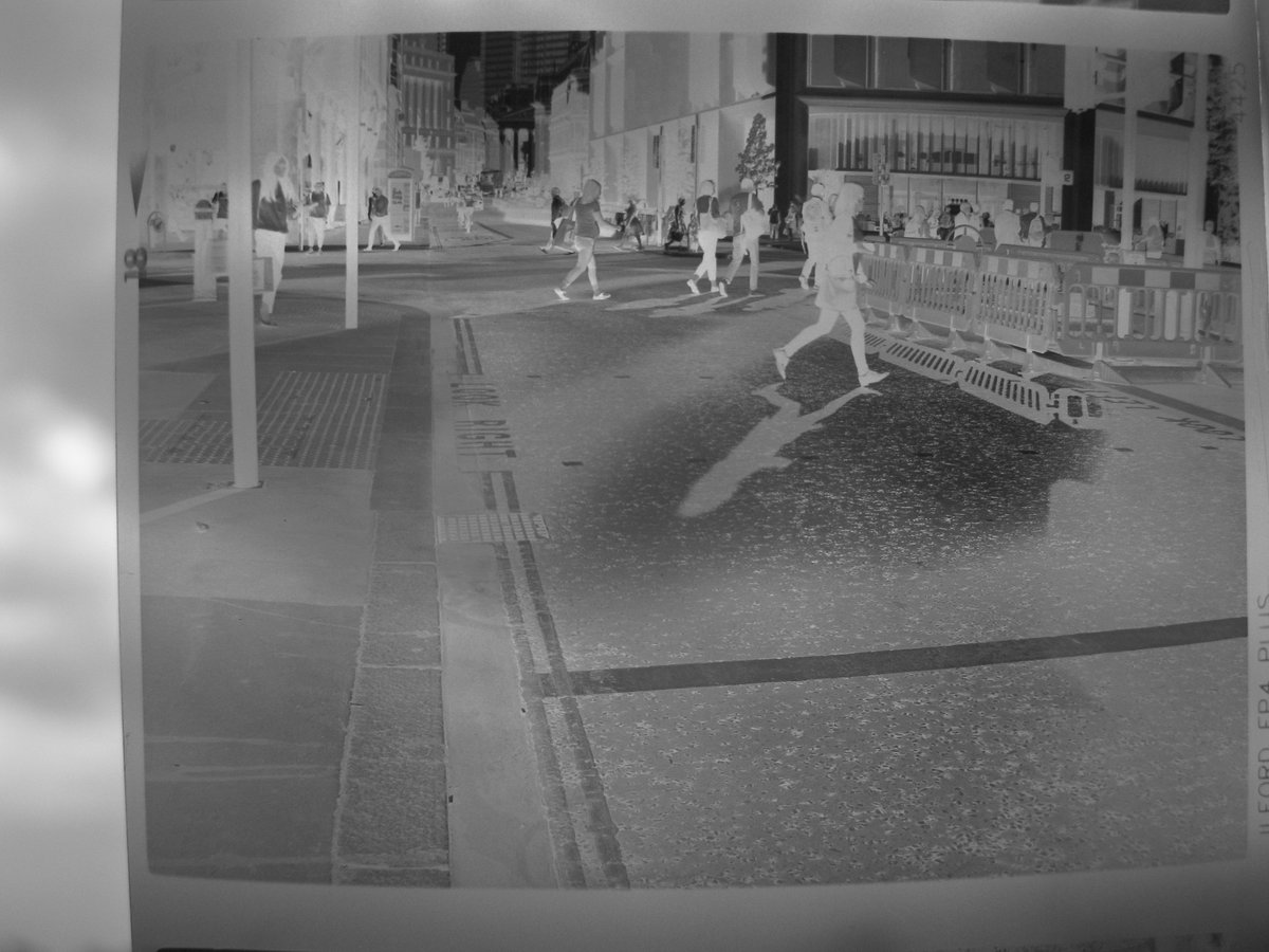 Obsolete_camera's tweet photo. A promising #negative. https://t.co/Mm1QEsQfgj
#film #filmphotography #filmphoto #filmphotographic #Blackandwhitephotos #blackandwhitephotography #blackandwhite #londonphotographer #londonphotography #towerbrigde #ilfordfilm #fp4 #ilfordfp4 #streetphoto #streetphotographer https://t.co/Ge4vyS5gDo