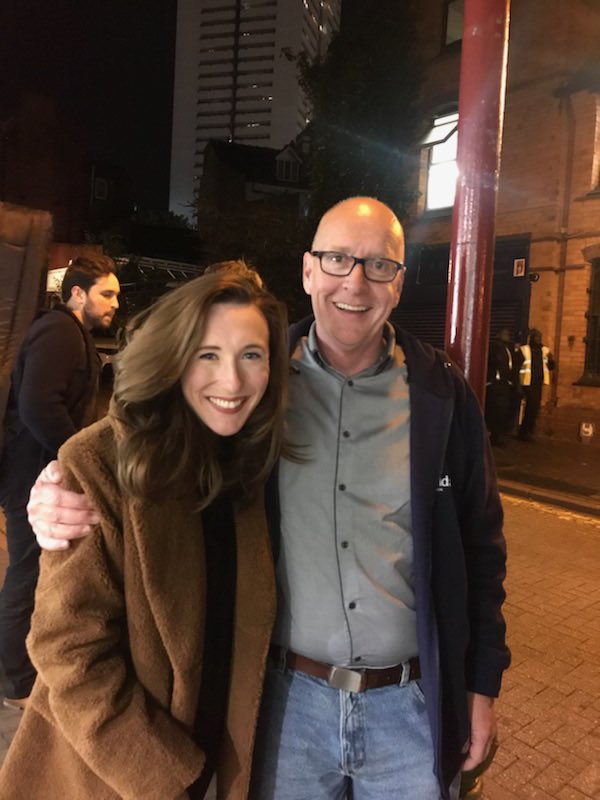 Great to meet the lovely miss honey ⁦<a href="/CarlyThoms/">Carly Thoms</a>⁩ after watching Matilda the musical for the 9 time