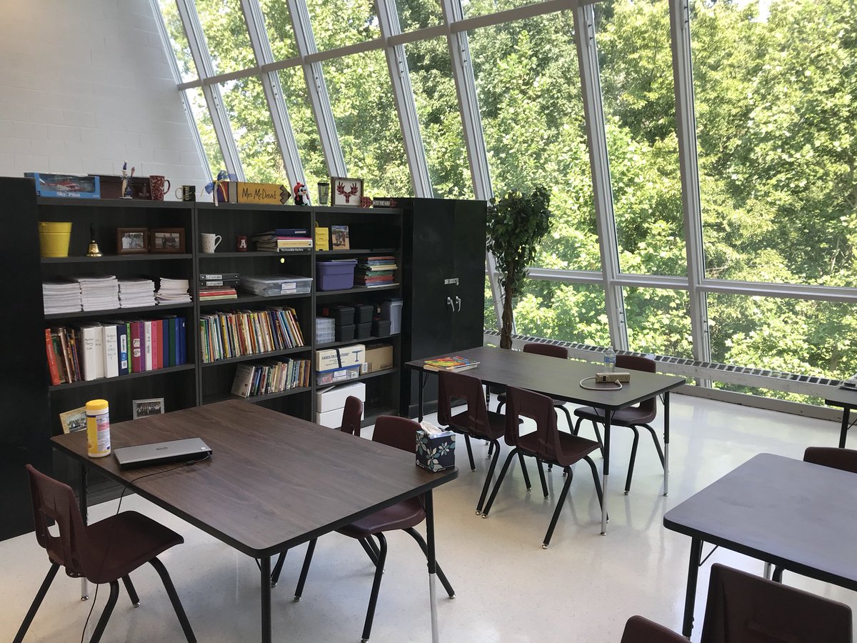DSeanHoward's tweet photo. So excited about the opening of our new C.A.T.S. Academy!  A math &amp; science program designed for 130 scholars in grades 3-7.  Location will be building 5 on Blazer campus. #AshlandProud @Ashland_Schools https://t.co/b2U82tD43Z