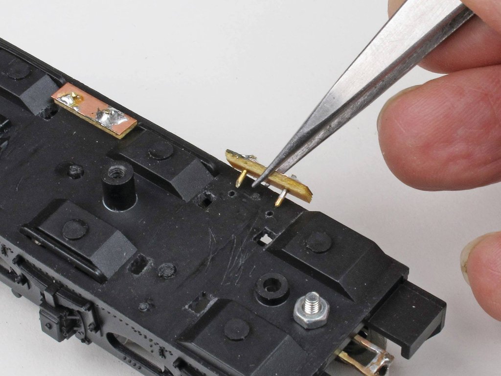 pdf О точности оценок приближения классом функций