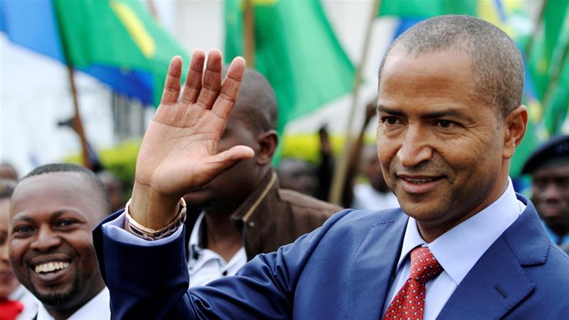 ida_sawyer's tweet photo. #RDC:Autorités devraient mettre un terme à l’usage excessif de force,libérer prisonniers politiques+permettre à tous Congolais de participer librement au processus électoral,y compris en laissant @moise_katumbi entrer dans le pays+s’inscrire comme candidat https://t.co/hNoWaPLnkW https://t.co/tQPsO6UvmG