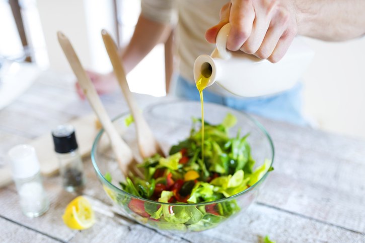 food24's tweet photo. #ICYMI Here they are again, folks... SA's best olive oils for 2018 -> https://t.co/wWlb2bFdS7 @SAOliveIndustry @OliveCentralZA @RelaxWithDax https://t.co/4M3M1ZT1di