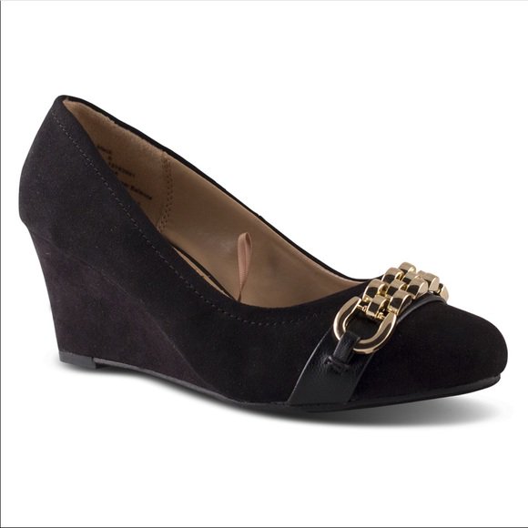 So good I had to share! Check out all the items I'm loving on @Poshmarkapp from @Wicked_Munk #poshmark<a href="/tag/fashion"class="tags"><span>#fashion</span></a><a href="/tag/shopmycloset"class="tags"><span>#shopmycloset</span></a><a href="/tag/style"class="tags"><span>#style</span></a><a href="/tag/poshmark"class="tags"><span>#poshmark</span></a><a href="/tag/ellentracy"class="tags"><span>#ellentracy</span></a>