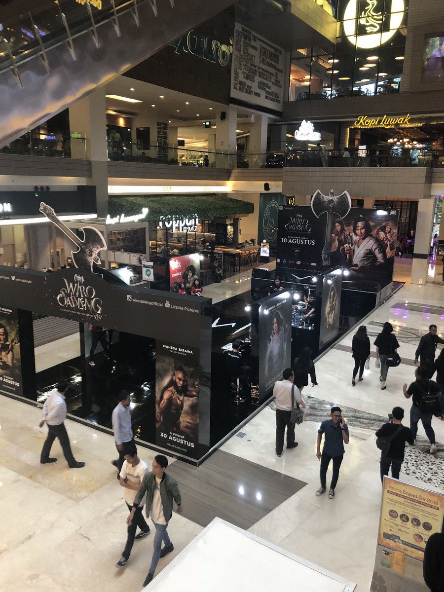 Yuk ke KOKAS ada Wiro Sableng Experience looh, ada merchandise, vr, action figure Sore ini jam 6pm ada MEET &amp; GREET Dengan <a href="/VinoGBastian__/">Vino G.Bastian</a> <a href="/Marshatimothy2/">Marsha timothy</a> <a href="/sherinasinna/">🛸</a> <a href="/mahardikayusuff/">yusufmahardika</a> Dian Sidik &amp; <a href="/FAlfarazi/">Fariz_alfarazi</a>