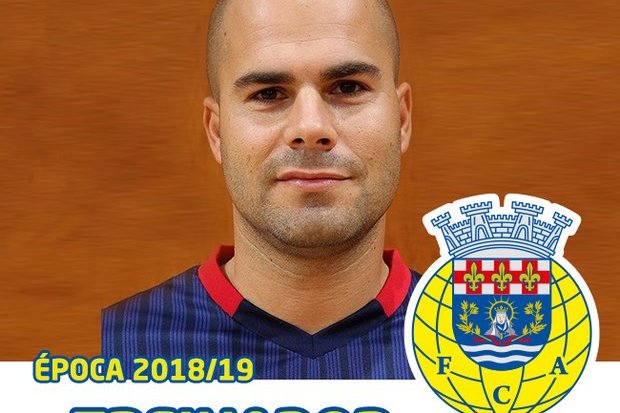 zerozeropt's tweet photo. Em Arouca, há um sonho ligado ao futsal... e David Lopes é o homem do leme https://t.co/N8p0ybiYfB #FCArouca #DavidLopes #Futsal https://t.co/fliXKuZIgy