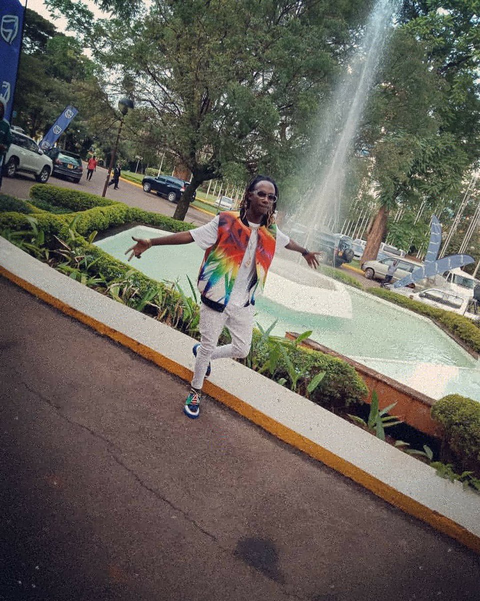 FeffebussiMusic's tweet photo. #BadSegu 🔥🔥💯💯💯
Link in 👇🏼👇🏼🌟🌟✔✔✔💯💯
https://t.co/Vmlxep7q9e https://t.co/zg1SIQtL9x
