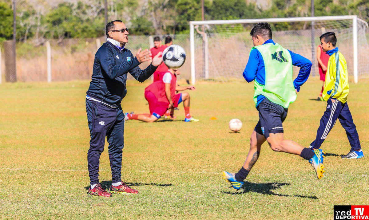 EL TRICOLOR RETORNA A LAS ACTIVIDADES

La plantilla principal de Gremio Sol del Este, retorna hoy desde las 08.00 en el Complejo On Line a los trabajos, con miras al próximo choque del Nacional B frente a Dvo. Minga Guazú. 

#VamosTricolor ⭕⚫⚪