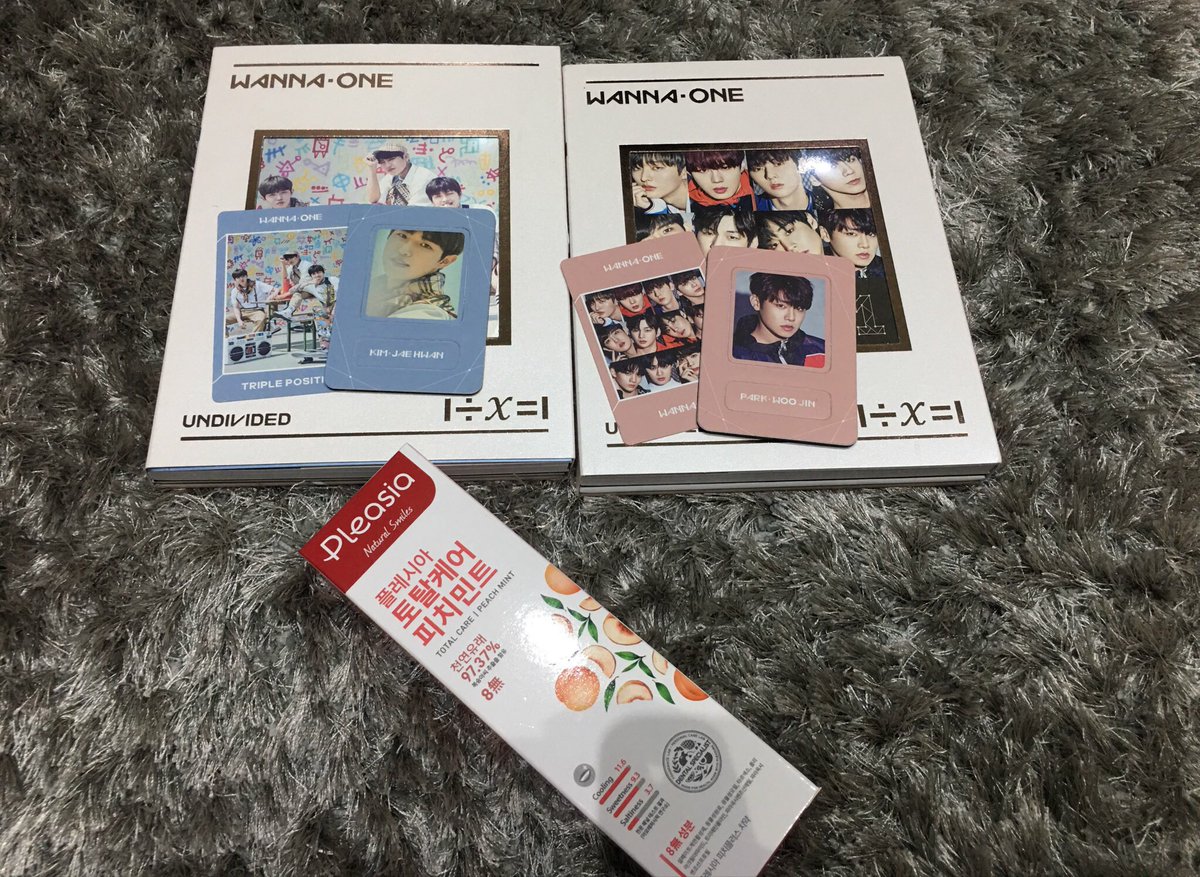 MilkY_RJ's tweet photo. ไหนๆก็ได้บัตรเคคอน+มีตวนว.... ถ้าไม่มีอะไรผิดพลาด จะแจกของในตามรูป แจก 3 คน

•Wanna One Ver
• Triple Ver
• ยาสีฟัน

ประกาศวันที่ 22 กย.18 เวลา 22:00 

ปล.รีอย่างเดียวไม่ต้องฟอลค่ะ

#ตลาดนัดวันนาวัน #ตลาดนัดวอนนาวัน #ตลาดนัดWANNAONE #ตลาดนัดPRODUCE101 #KCON2018inTHAILAND https://t.co/EdNeFZYIzC