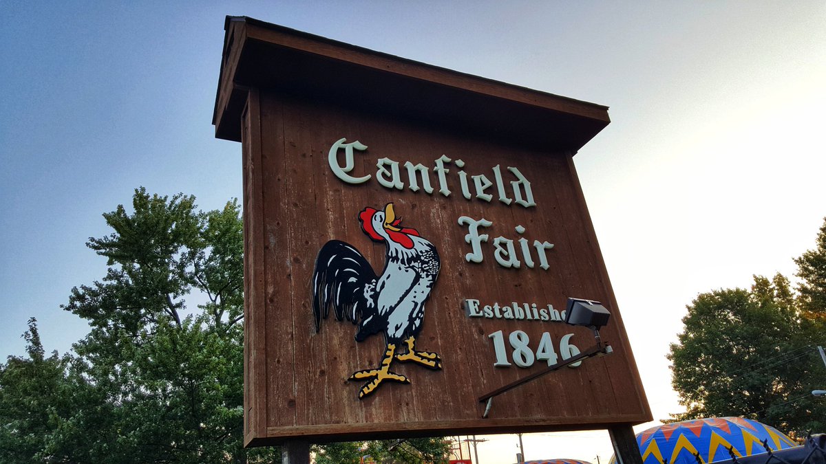 RJMack65's tweet photo. @emilyfrazzWFMJ @EricWFMJ @DiPaoloWX @CerenelliNews Good Morning and Happy Tuesday!☀️ A Tuesday morning #sunrise from the @CanfieldFair.😁 Just over 24 hours until the start of the fair!😲 #MorningReady #FairReady. https://t.co/YC5nOvo13Z