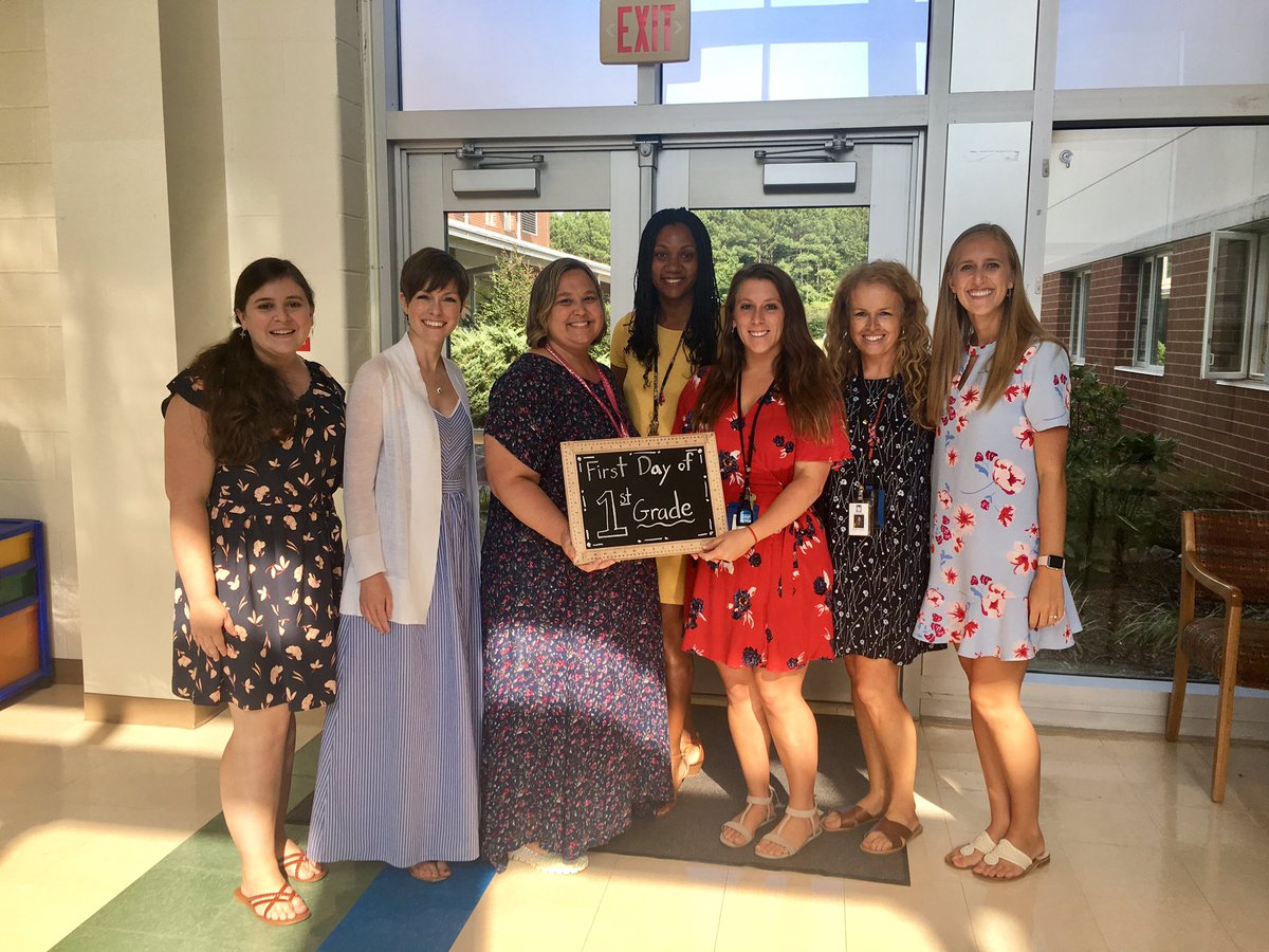 RiggsbeeIn1st's tweet photo. We had a great 1st day in 1st grade yesterday!!  It just makes this job even better when you have coworkers who feel like family!  Love my team!  @MillsParkElem @WCPSS #1stgrade #workfamily https://t.co/0hNb1xo6S9