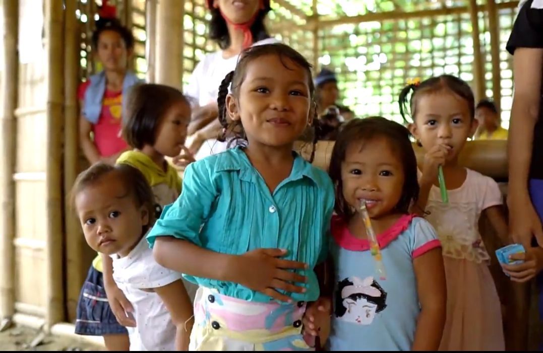 LTTAustralia's tweet photo. Supported by LTT a sustainable community thrives in the Philippines, as the @GregSeckerFoun village takes root.  Take a look and don’t miss your opportunity to invest now in these family’s futures https://t.co/dnFy3eFY5V  #CSR https://t.co/1rJljygrk6