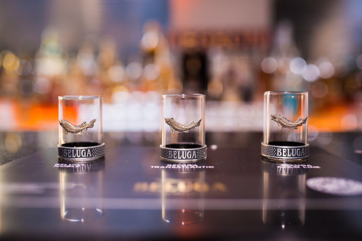 sulaselections's tweet photo. A glimpse of Master Mixologist Agostino Schiavo sharing his knowledge of fabulous cocktails with @BelugaVodka at the 'Beluga Cocktail Masters India 2018.' 
@room_electric #NewDelhi #BelugaVodka #SulaSelections #creatednotmade #belugacocktailmastersIndia2018 https://t.co/cbHUhQnyQD