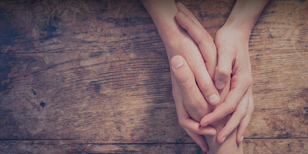 radicalhoneybee's tweet photo. Sister Grief moves slowly, takes her time. How many are rushed from her embrace into the endless demands of the world? How many have no time to take her hand in their day to day fight for survival? A world that gave space to Grief would be a gentler world indeed.
#2Sam18 #cLectio https://t.co/g8iNysu0dN