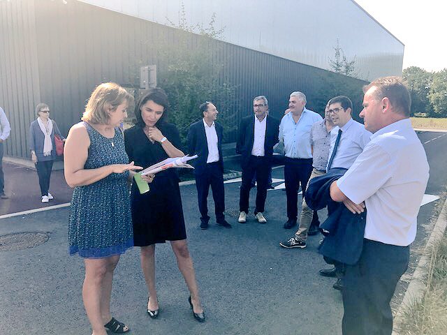 Cet après-midi, visite du site du futur #lycée de Saint Philbert de Grand Lieu qui permettra d’accueillir 1200 élèves en 2025. 
Un investissement majeur pour l’avenir des jeunes des #PaysDeLaLoire.