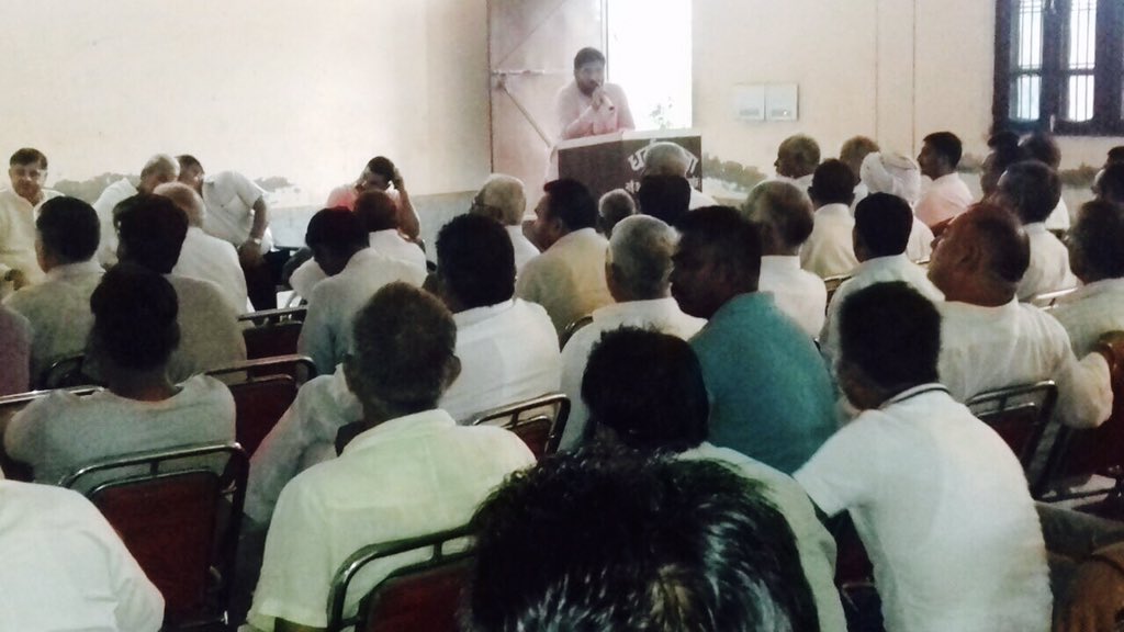 HarpreetCheema_'s tweet photo. Today Congress Workers Meeting at Vidhan Sabha #Ladwa #Babain #Pipli Regards to Upcoming #Jankrantiyatra @DeependerSHooda @jagdeep_goldy @BhupinderSHooda @Allavaru @AlamTauquirJNU https://t.co/0tBg2VGUAr