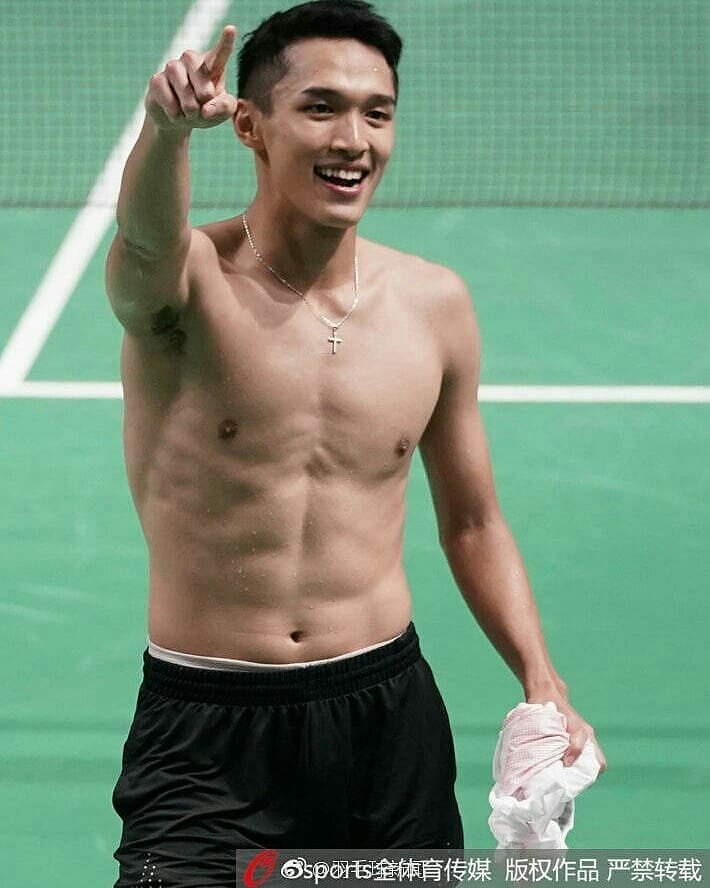 cupppcakeee___'s tweet photo. "Yg ini udah selesai, tinggal naik podium, turun dari podium saya bukan juara lagi, karena kita masih akan berjuang dari awal untuk pertandingan selanjutnya." - Jonatan Christie 

Tetap rendah hati, Jo!!
#AsianGames2018
#BadmintalkAsianGames 
#TerimakasihAtletku https://t.co/S91w7KzW5R