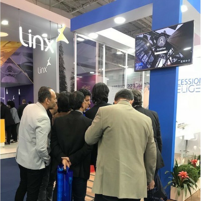 OneClickLoyalty's tweet photo. Productive meetings at Fenabrave with the wonderful teams at Renault, Hyundai and FCA Brazil. Exciting opportunities for the automotive industry in Brazil! 

@ChannelNet #PaulaTompkins #Fenabrave https://t.co/FAXVM0MB0P